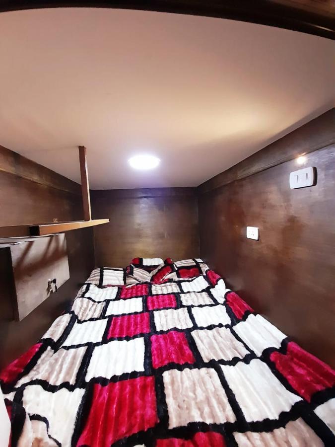 Petra Cabin Hostel Wadi Musa Bagian luar foto