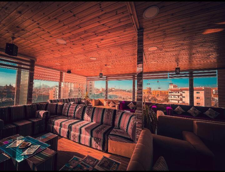Petra Cabin Hostel Wadi Musa Bagian luar foto