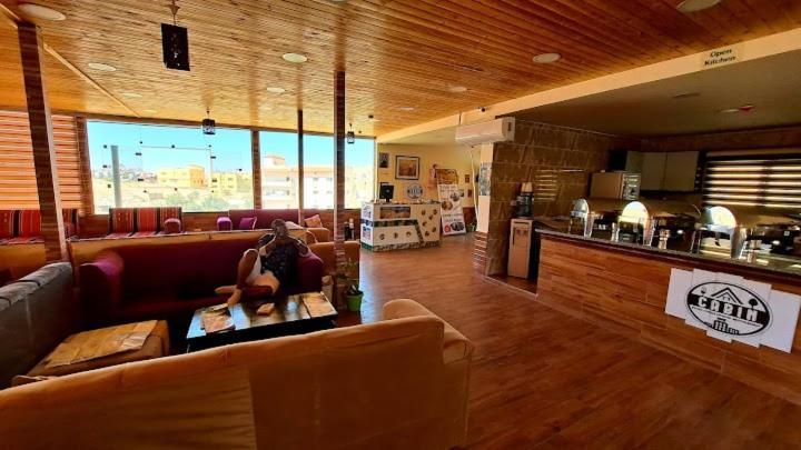 Petra Cabin Hostel Wadi Musa Bagian luar foto