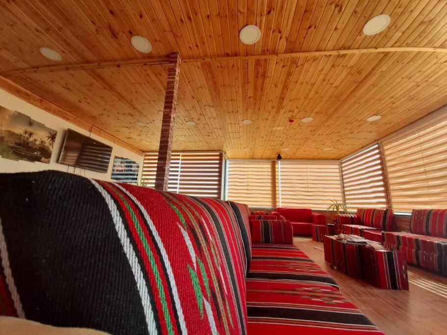 Petra Cabin Hostel Wadi Musa Bagian luar foto