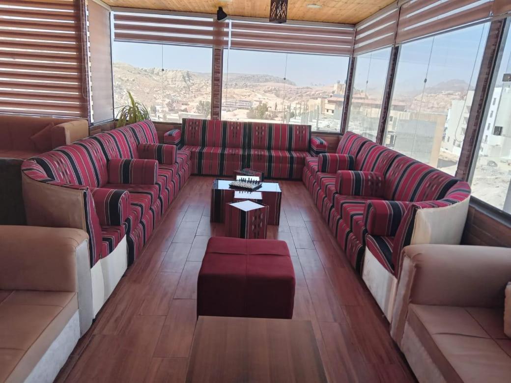 Petra Cabin Hostel Wadi Musa Bagian luar foto