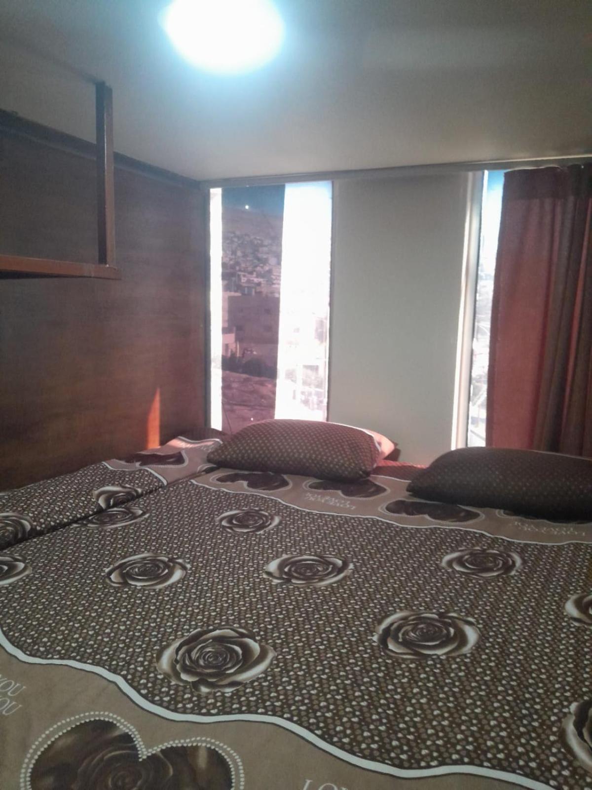 Petra Cabin Hostel Wadi Musa Bagian luar foto